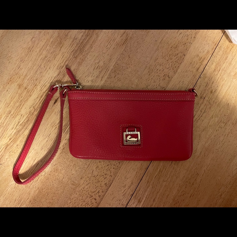 Dooney and Bourke pink clutch